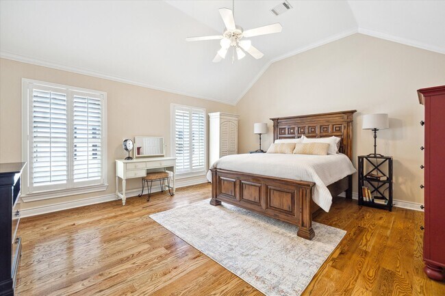 Foto del edificio - 190 Oak Pl