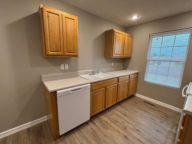 Foto del edificio - 4313-4315 N Morgan Ct