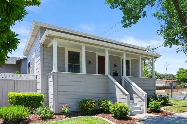 Foto del edificio - 449 J St