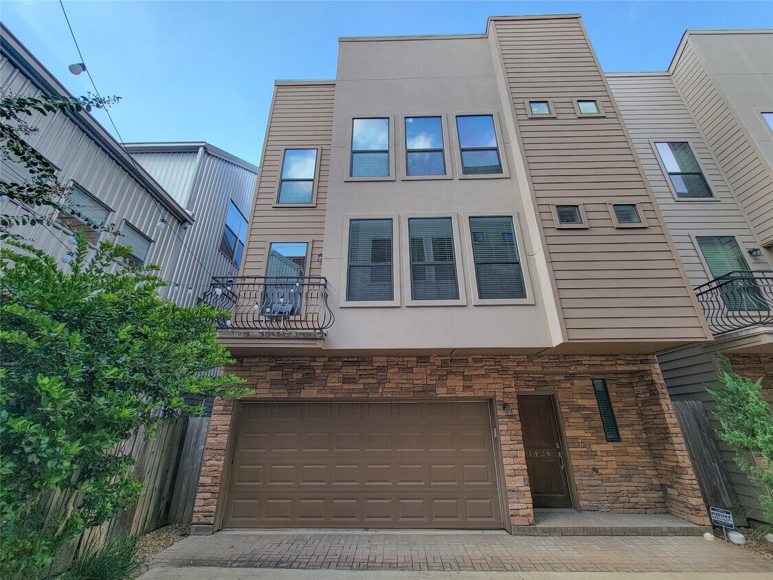 Foto principal - 1424 Wilson St