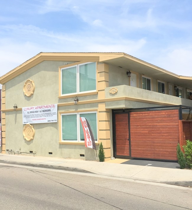 Building Photo - 1728 S Robertson Blvd
