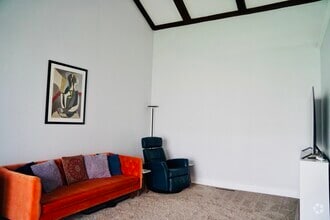 Building Photo - 1303 Kingsridge Ct