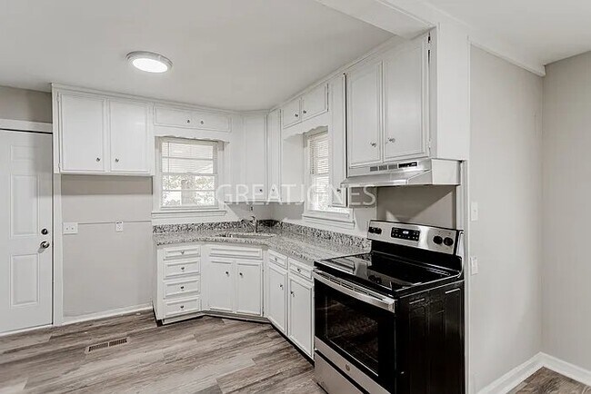 Foto del edificio - 4102 18th Ave