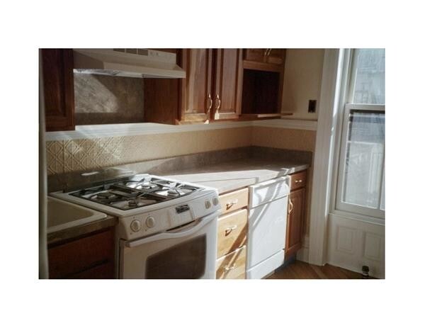 Building Photo - 588 11th Street