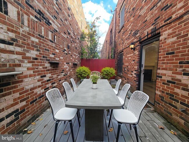 Foto del edificio - 1727 Fitzwater St