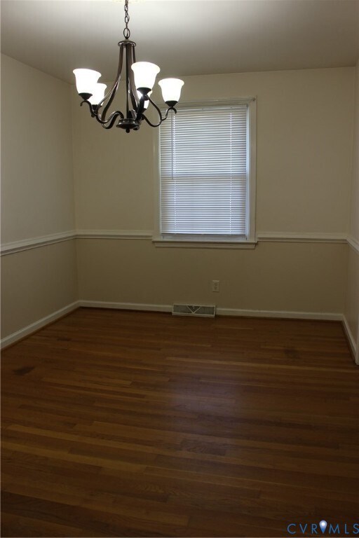 Foto del edificio - 1301 Canterbury Ln