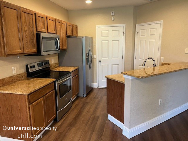 Building Photo - 9800 Solera Cove Pointe