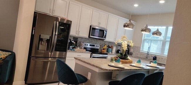 Building Photo - 5028 Caspian St