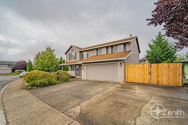 Building Photo - 10404 NE 65th Ave