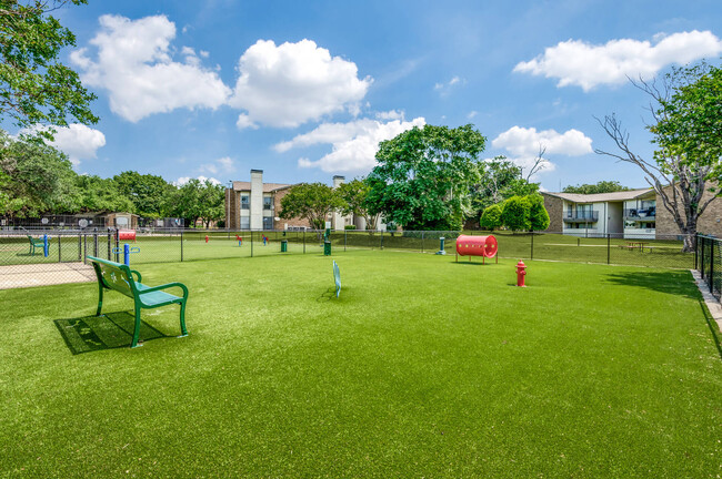 Building Photo - Addison Apartments at the Park