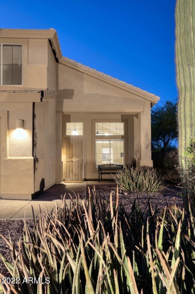 Building Photo - 10354 E Raintree Dr