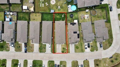Building Photo - 16916 Rich Pines Dr