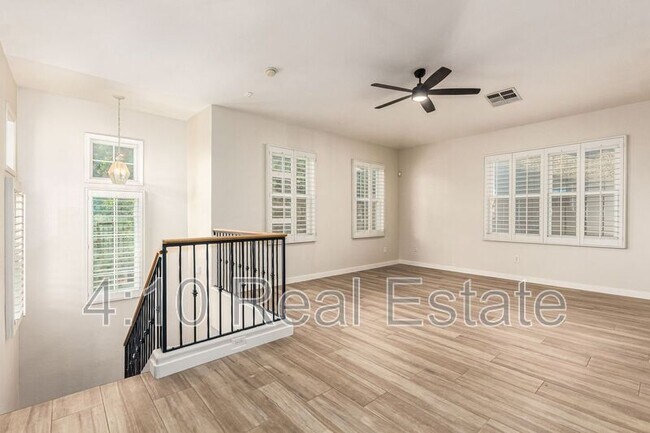 Foto del edificio - 4175 E Jasper Dr