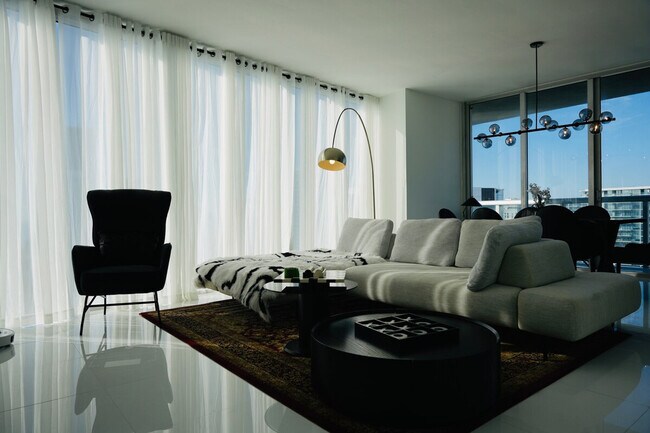 Foto del edificio - 631 Brickell Ave