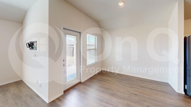 Building Photo - 1408 Thunder Cyn Wy
