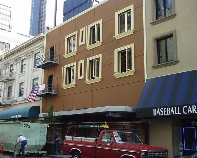 Foto del edificio - 1055 6th Ave