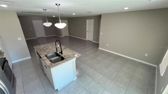 Foto del edificio - 1550 Pace Dr NW