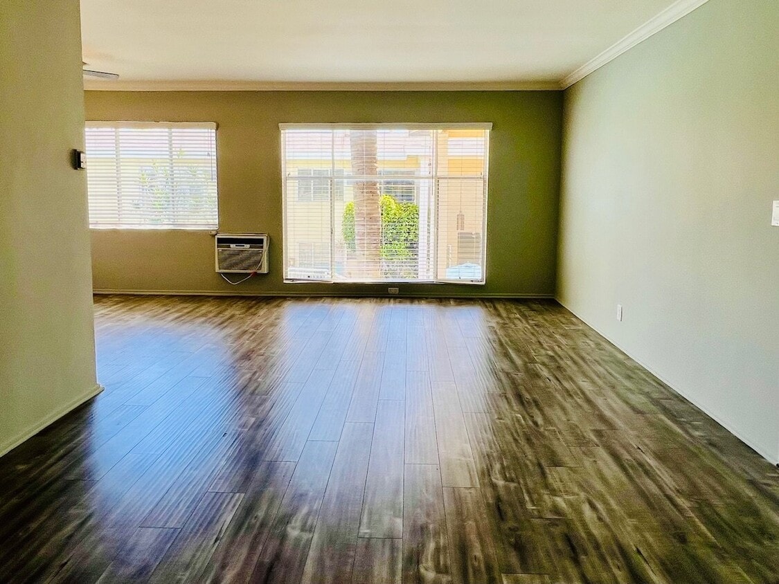 Photo - 4475 Murietta Ave (Los Angeles, CA)