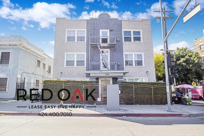 Building Photo - 1454 W 3rd St