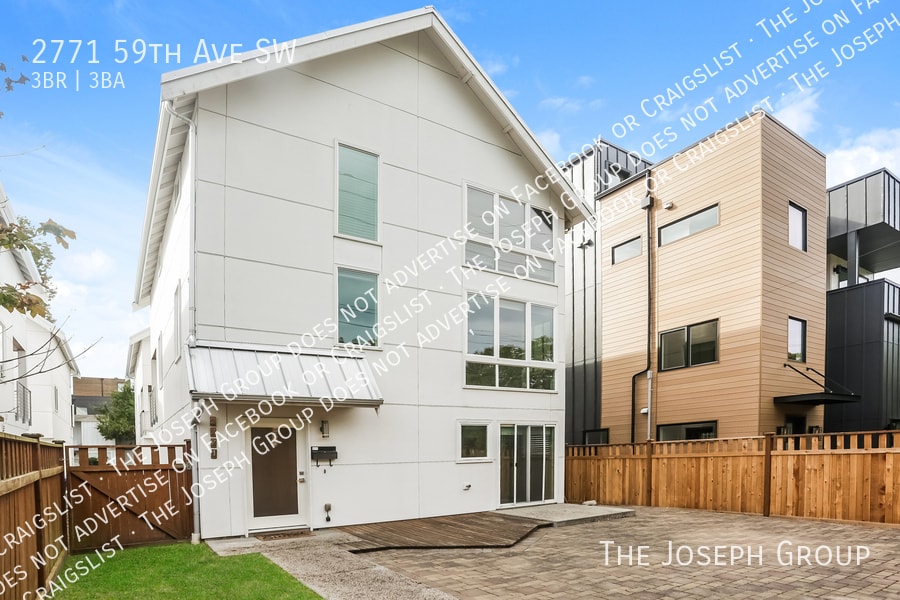Foto principal - 2771 59th Ave SW