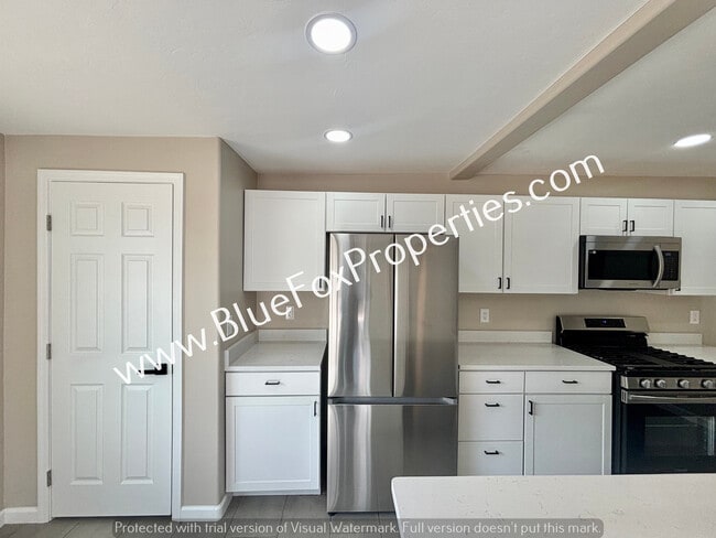 Foto del edificio - 2480 Rose Peak Dr