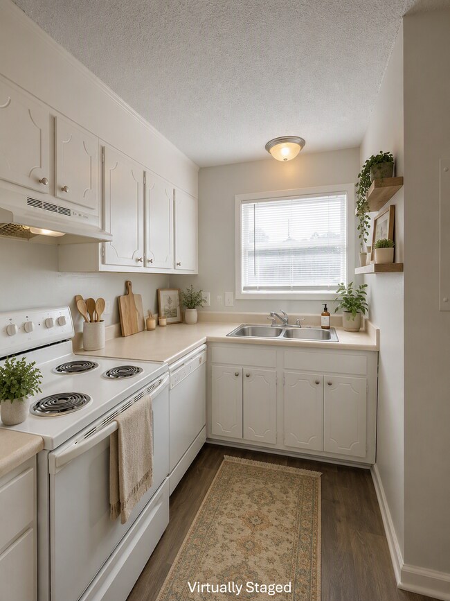 Interior Photo - Brynn Marr Village