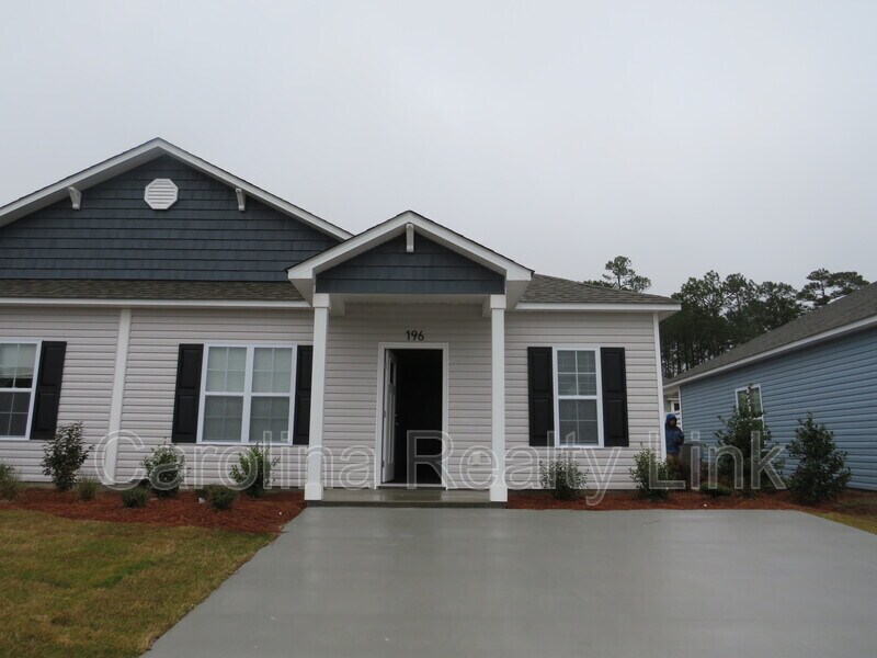 196 Glenshee Ct, Shallotte, NC 28470 Townhome Rentals in Shallotte NC