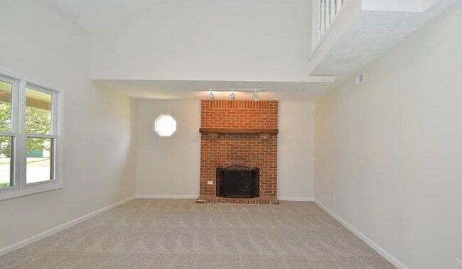 Foto del edificio - 8311 Stacy Lynn Ct