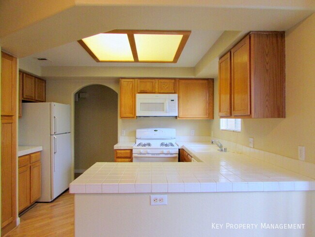 Foto del edificio - 8416 White Eagle Ave