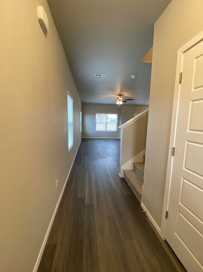 Foto del edificio - *Move-In Special* Three Bedroom | Two and ...