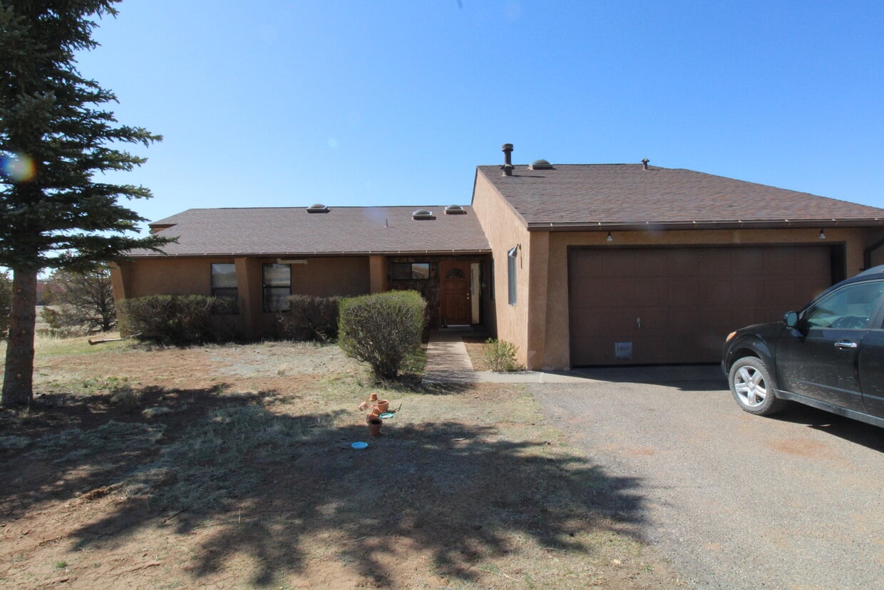 493 Frost Rd, Sandia Park, NM 87047 House Rental in Sandia Park, NM