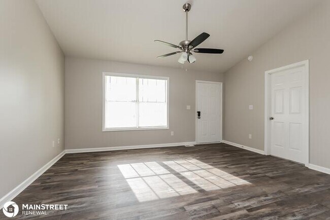 Building Photo - 421 Malibu Canyon Dr