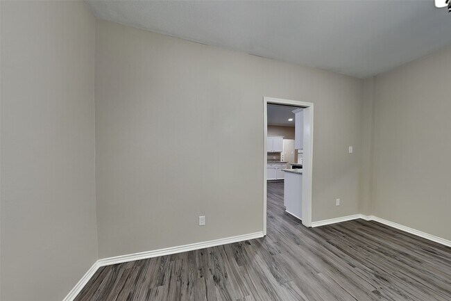Foto del edificio - 26953 Kings Crescent Dr
