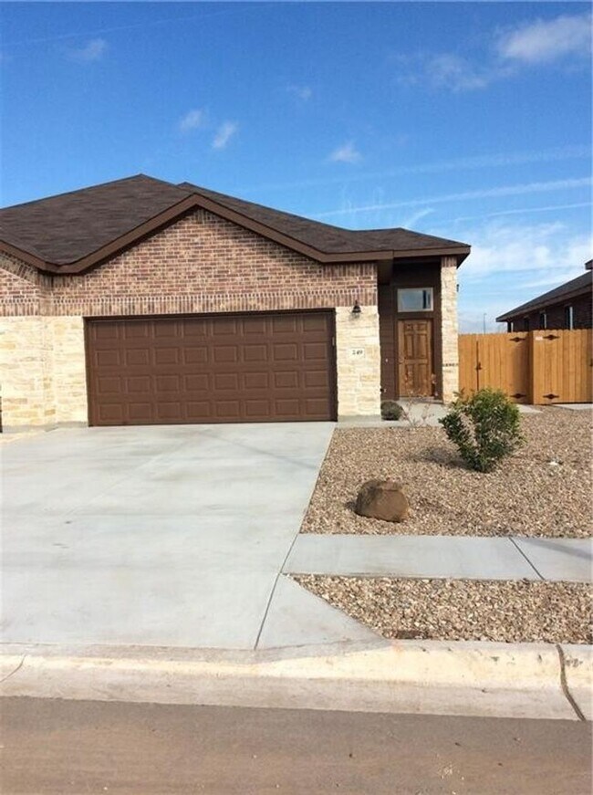Building Photo - 249 Hidden Springs Dr