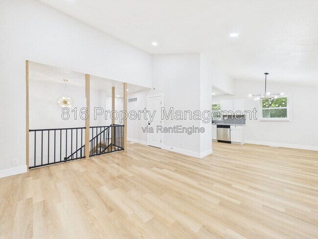 Foto del edificio - 9524 Manning Ave