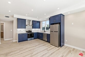 Building Photo - 227 N Burlington Ave