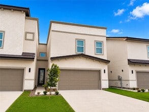 Building Photo - 8 Corales St