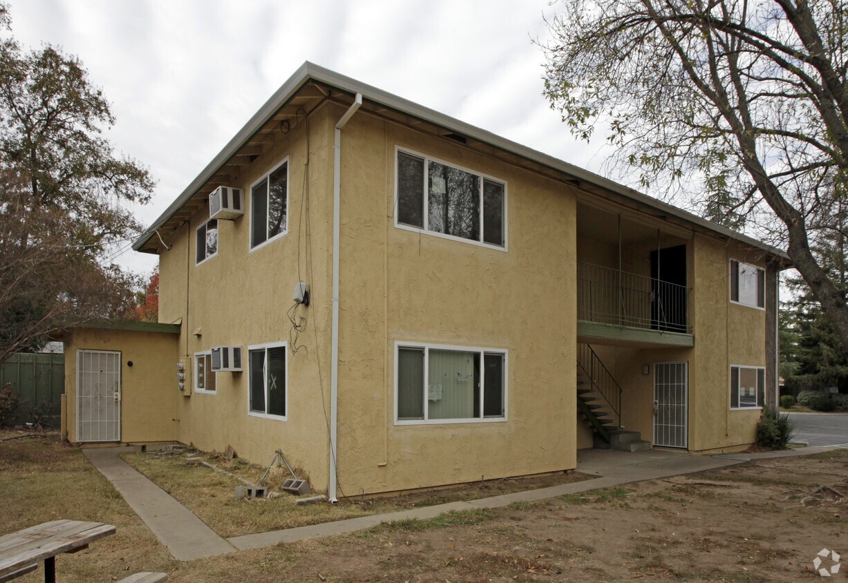 Building Photo - 4536 Ashcroft Ave