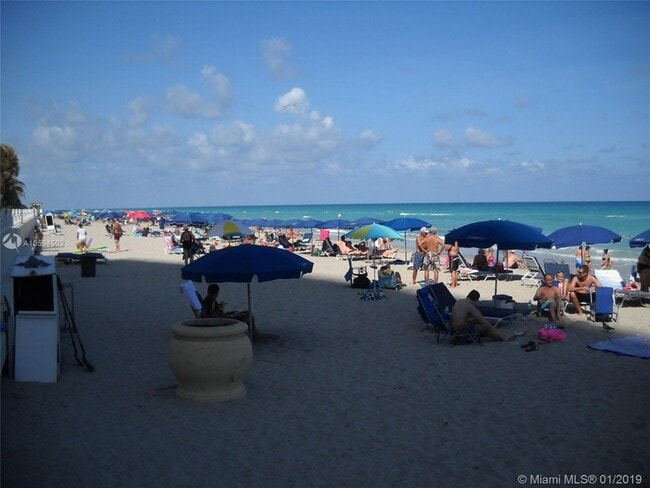 Photo - 3801 S Ocean Drive Unit 10V Apartment