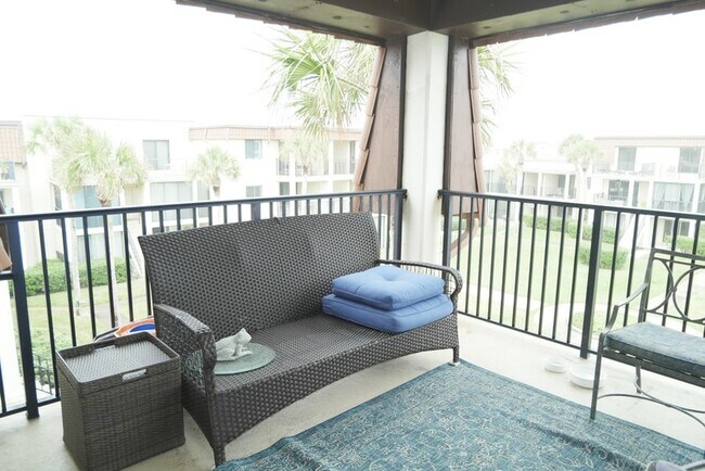 Building Photo - 2337 Costa Verde Blvd