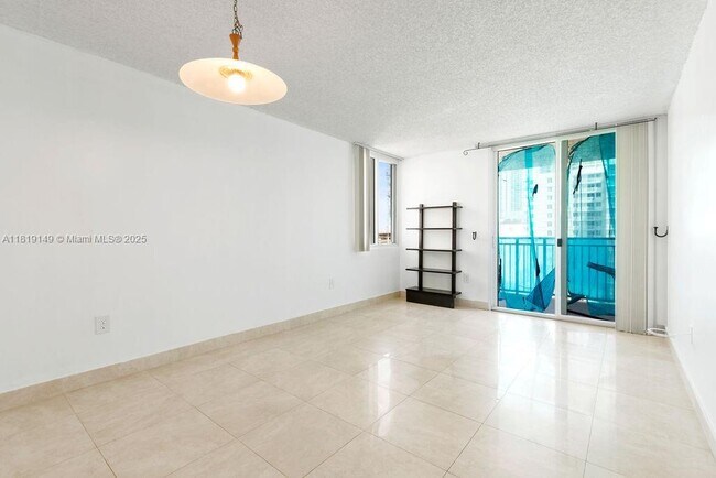 Foto del edificio - 850 N Miami Ave