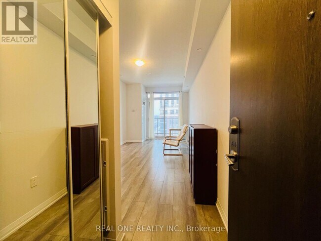 Photo du bâtiment - 9560 Markham Rd