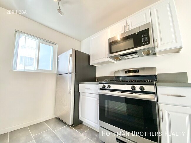 Foto del edificio - 1808 N Harvard Blvd