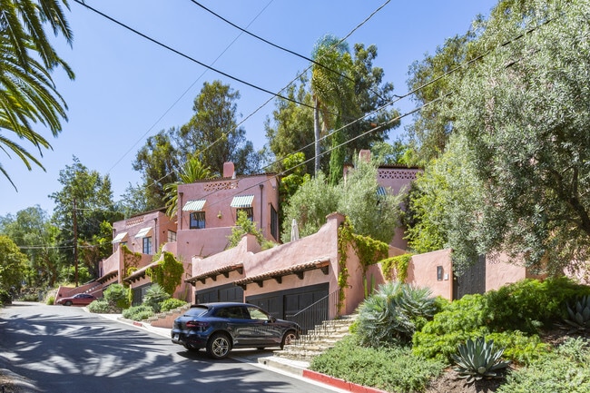 Building Photo - Las Orquideas -1901 Orchid Ave. (6907 Bonita Ter)