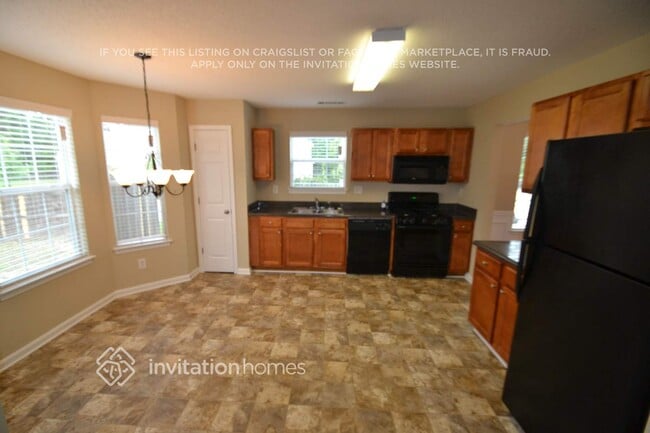 Building Photo - 2333 Creel Rd