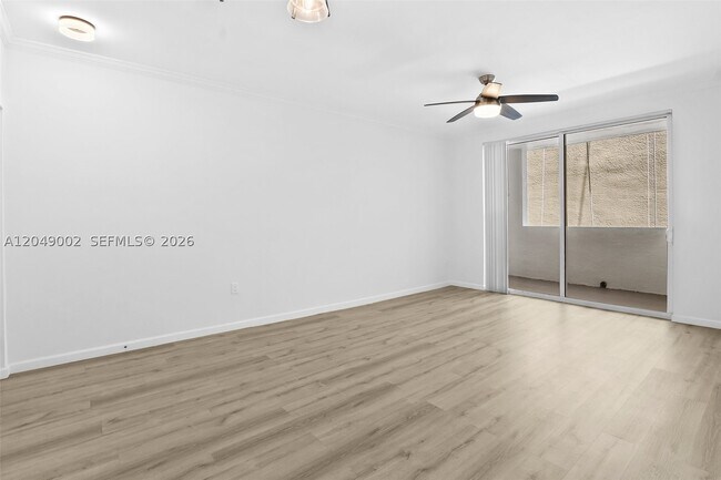 Building Photo - 17145 N Bay Rd