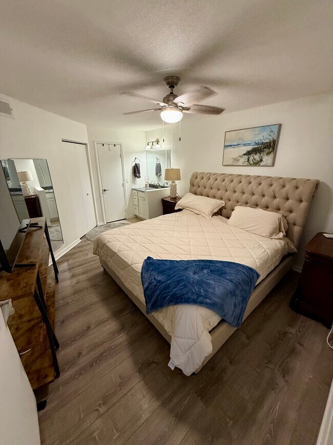 Foto del edificio - 12710 Equestrian Cir