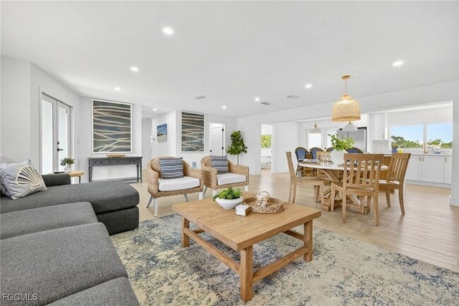 Foto del edificio - 1377 Sand Castle Rd