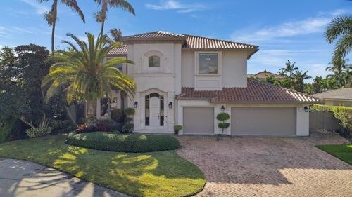 Foto principal - 770 NE 36th St