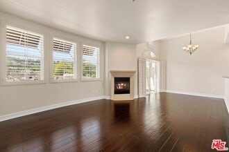 Building Photo - 4202 Whitsett Ave